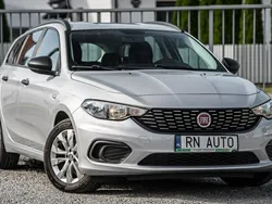 Srebrny Używany 2017 Fiat Tipo Sedan/Limuzyna | 38 900 zł (Uczciwa cena)