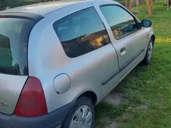 Używany 2001 Renault Clio II | 2500 zł