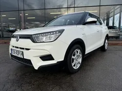 Biały Używany 2015 Ssangyong Tivoli SUV | 37 900 zł (Dość drogi)