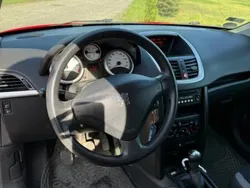 Czerwony Używany 2007 Peugeot 207 | 7000 zł (Uczciwa cena)