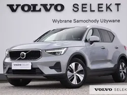 Szary Używany 2024 Volvo XC40 SUV | 149 900 zł (Dobra cena)