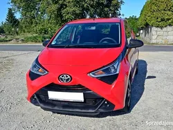 Czerwony Używany 2021 Toyota Aygo Hatchback | 35 900 zł (Dobra cena)