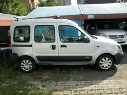 Srebrny Używany 2006 Renault Kangoo Minivan | 4300 zł
