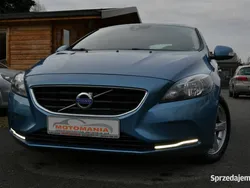 Niebieski jasny (metalik, perła) Używany 2014 Volvo V40 Kombi | 36 900 zł (Uczciwa cena)
