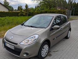 Beżowy Używany 2009 Renault Clio II Hatchback | 11 500 zł (Uczciwa cena)