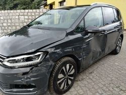 Szary Używany 2024 VW Touran Minivan | 97 850 zł (Dość drogi)