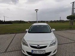 Biały Używany 2011 Opel Astra Kombi | 14 700 zł (Dobra cena)
