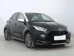 Czarny Używany 2020 Toyota Yaris Hatchback | 79 999 zł