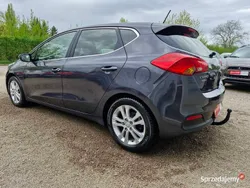 Czarny Używany 2014 Kia Ceed 4 Hatchback | 35 900 zł (Dość drogi)