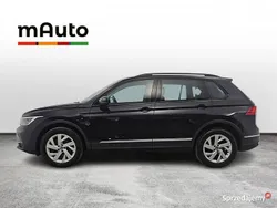 Czarny Używany 2021 VW Tiguan Life SUV | 94 900 zł (Uczciwa cena)