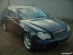 Granatowy Używany 2001 Mercedes C180 Kombi | 15 000 zł