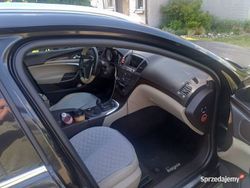 Czarny Używany 2011 Opel Insignia Kombi | 18 000 zł (Uczciwa cena)