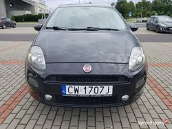 Czarny Używany 2015 Fiat Punto Evo Lounge Hatchback | 24 900 zł (Dość drogi)