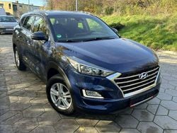 Niebieski ciemny (metalik) Używany 2019 Hyundai Tucson Advantage SUV | 69 999 zł (Uczciwa cena)