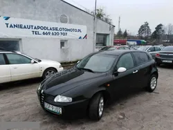 Czarny (metalik) Używany 2004 Alfa Romeo 147 Hatchback | 4199 zł