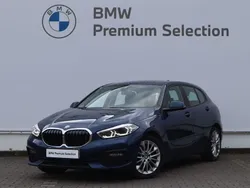 Niebieski phytonic metalizowany Używany 2020 BMW 118 Advantage Hatchback | 84 900 zł (Dość drogi)