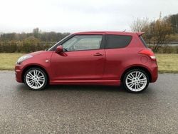 Czerwony Używany 2012 Suzuki Swift Sport Hatchback | 28 500 zł (Uczciwa cena)