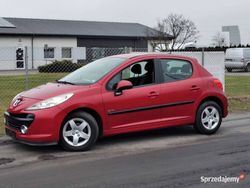 Wiśniowy Używany 2008 Peugeot 207 Hatchback | 13 900 zł (Dość drogi)