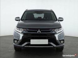Szary Używany 2017 Mitsubishi Outlander P-HEV SUV | 67 499 zł (Super Cena)
