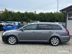 Szary Używany 2004 Toyota Avensis Kombi | 4990 zł (Dobra cena)