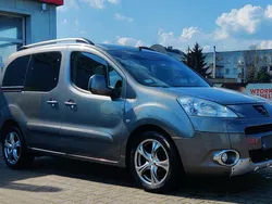 Czarny Używany 2010 Peugeot Partner Minivan | 21 000 zł (Uczciwa cena)