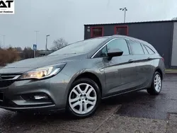 Inny kolor Używany 2018 Opel Astra Kombi | 39 900 zł (Uczciwa cena)