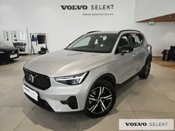 Srebrny Używany 2024 Volvo XC40 SUV | 169 900 zł (Dość drogi)