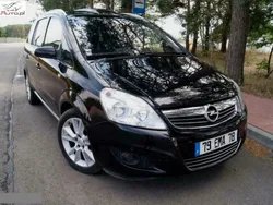 Czarny (metalik) Używany 2008 Opel Zafira Minivan | 23 900 zł
