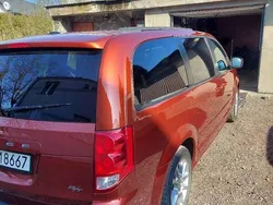 Czerwony Używany 2012 Dodge Grand Caravan Minivan | 45 000 zł (Drogi)