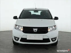 Biały Używany 2016 Dacia Sandero Hatchback | 19 999 zł (Uczciwa cena)