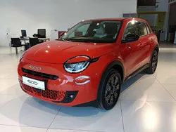 Lakier metalizowany pomarańczowy sun Nowe 2025 Fiat 600 SUV | 93 000 zł (Uczciwa cena)
