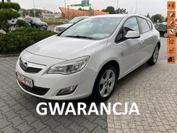 Biały Używany 2012 Opel Astra Hatchback | 24 900 zł (Uczciwa cena)