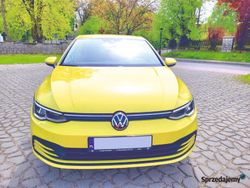 Żółty Używany 2022 VW Golf VIII Life Hatchback | 125 000 zł