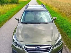 Zielony Używany 2018 Subaru Outback SUV | 98 800 zł