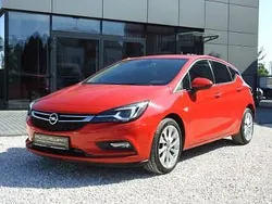 Czerwony Używany 2017 Opel Astra Hatchback | 33 900 zł (Uczciwa cena)