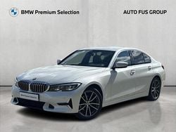 Biel mineralna metalizowany Używany 2021 BMW 320 Luxury Line Sedan/Limuzyna | 145 900 zł (Dość drogi)