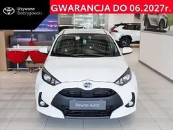 Biały Używany 2023 Toyota Yaris Hybrid Comfort Hatchback | 81 850 zł (Uczciwa cena)
