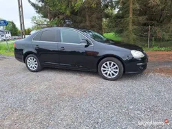 Granatowy Używany 2006 VW Jetta Sedan/Limuzyna | 16 900 zł (Uczciwa cena)