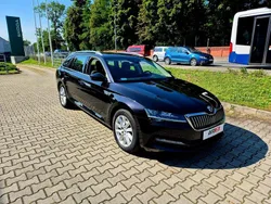 Czarny (metalik) Używany 2022 Skoda Superb Kombi | 88 900 zł (Uczciwa cena)