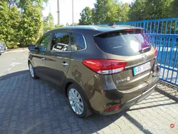 Brązowy Używany 2016 Kia Carens Minivan | 46 900 zł (Uczciwa cena)