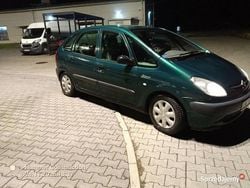 Zielony Używany 2002 Citroën Xsara Picasso Minivan | 2350 zł (Dobra cena)