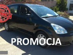 Czarny Używany 2005 Toyota Corolla Verso Comfort Minivan | 10 000 zł