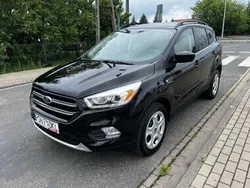 Inny kolor Używany 2017 Ford Kuga SUV | 61 800 zł (Uczciwa cena)