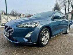 Niebieski (metalik) Używany 2020 Ford Focus Kombi | 44 900 zł (Uczciwa cena)