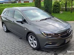 Szary Używany 2018 Opel Astra Kombi | 47 000 zł (Uczciwa cena)