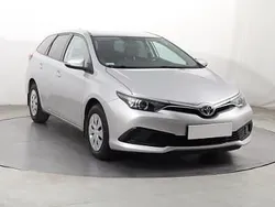Srebrny Używany 2017 Toyota Auris Kombi | 46 999 zł (Uczciwa cena)