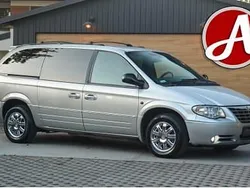 Srebrny Używany 2004 Chrysler Grand Voyager Limited Minivan | 24 000 zł