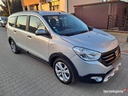 Srebrny Używany 2016 Dacia Lodgy Stepway Minivan | 26 900 zł (Super Cena)