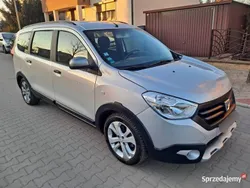 Srebrny Używany 2016 Dacia Lodgy Stepway Minivan | 26 900 zł (Uczciwa cena)