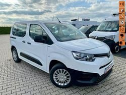 Biały Używany 2022 Toyota Proace Verso City Kombi | 57 990 zł (Dobra cena)